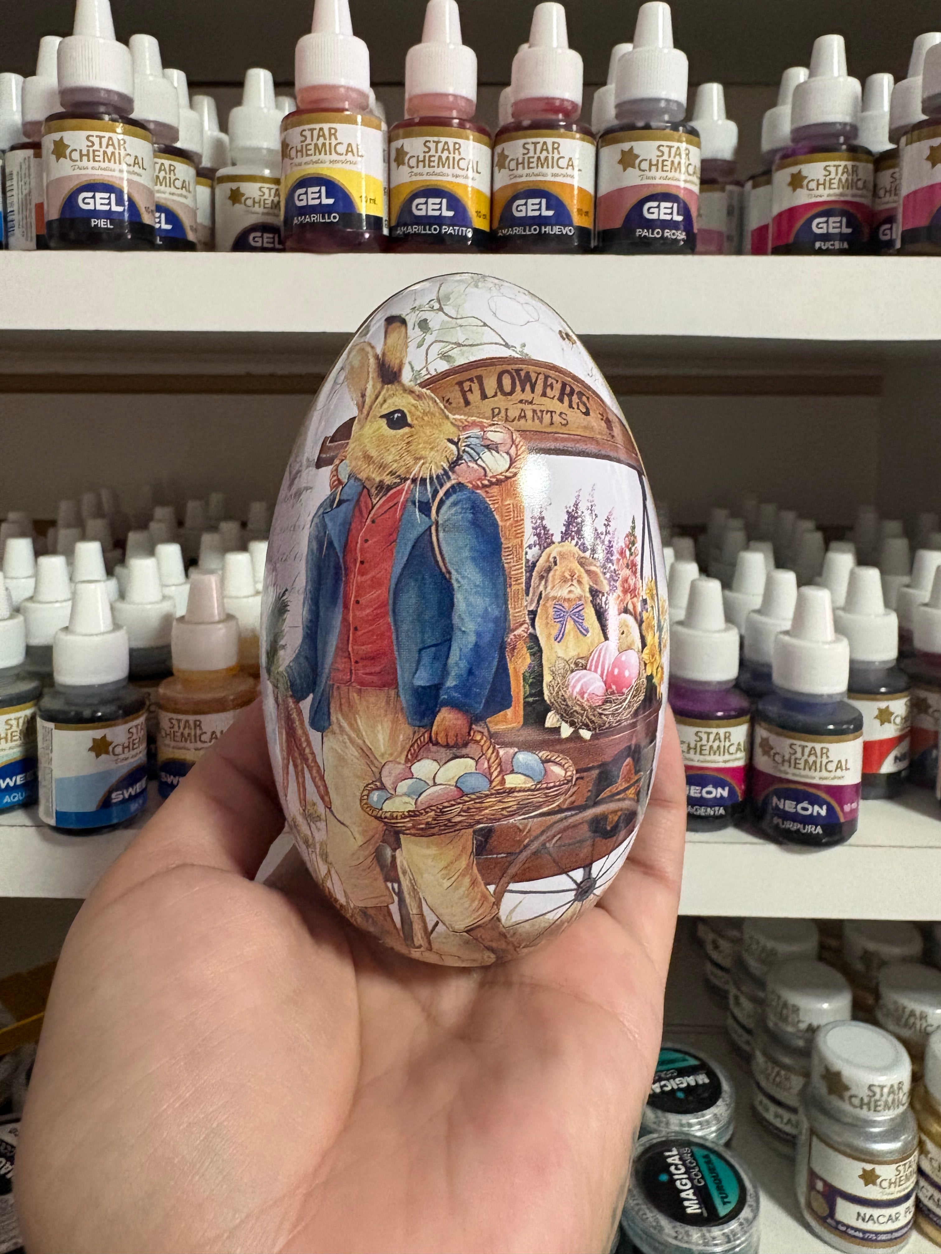 Huevos de pascua metálicos