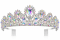 Tiara metálica plateada con gemas cristalinas