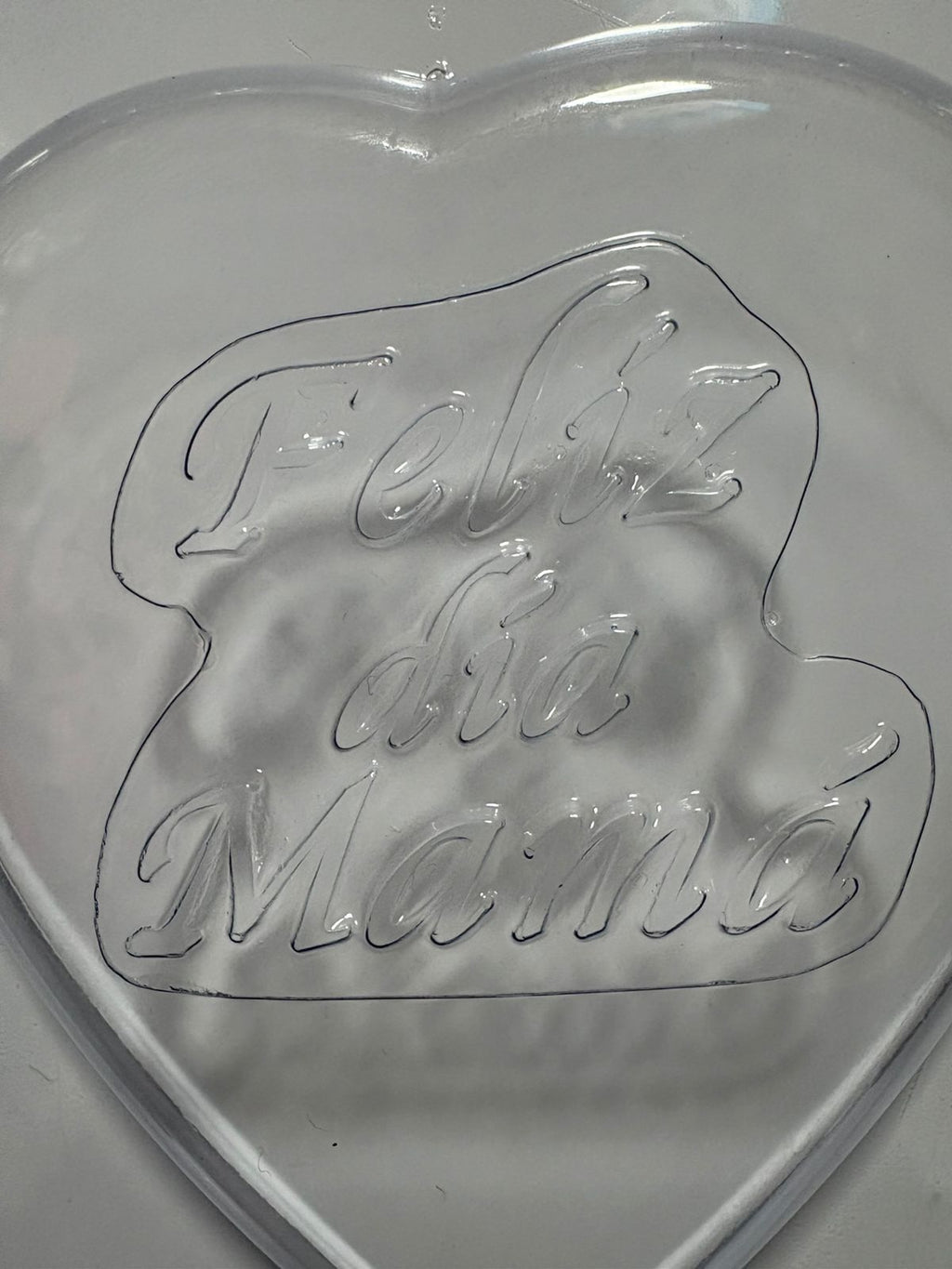 Molde plástico transparente corazón feliz día mama 12.5x13.5 cm N191
