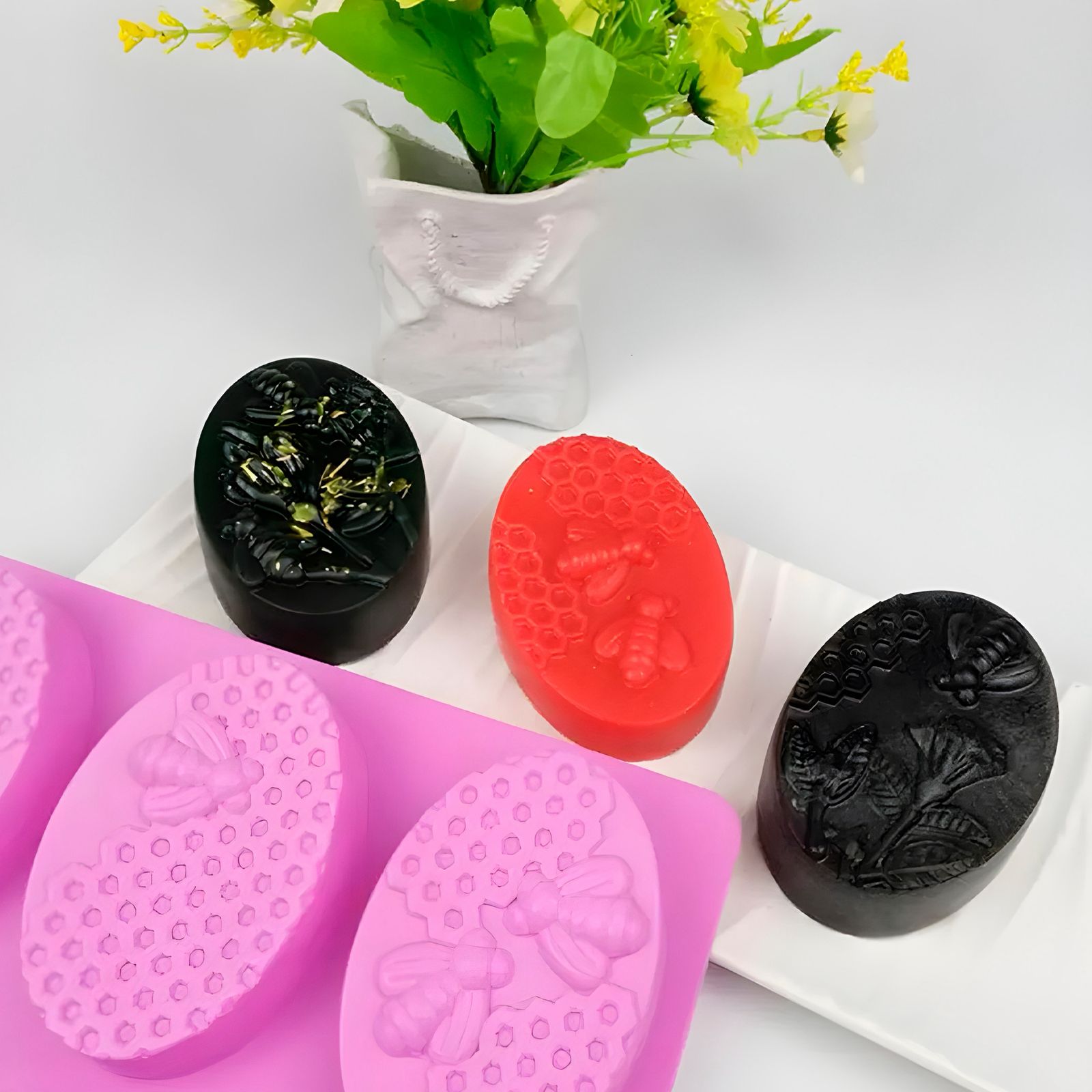Molde de silicona 6 cavidades dif modelos con Abejas