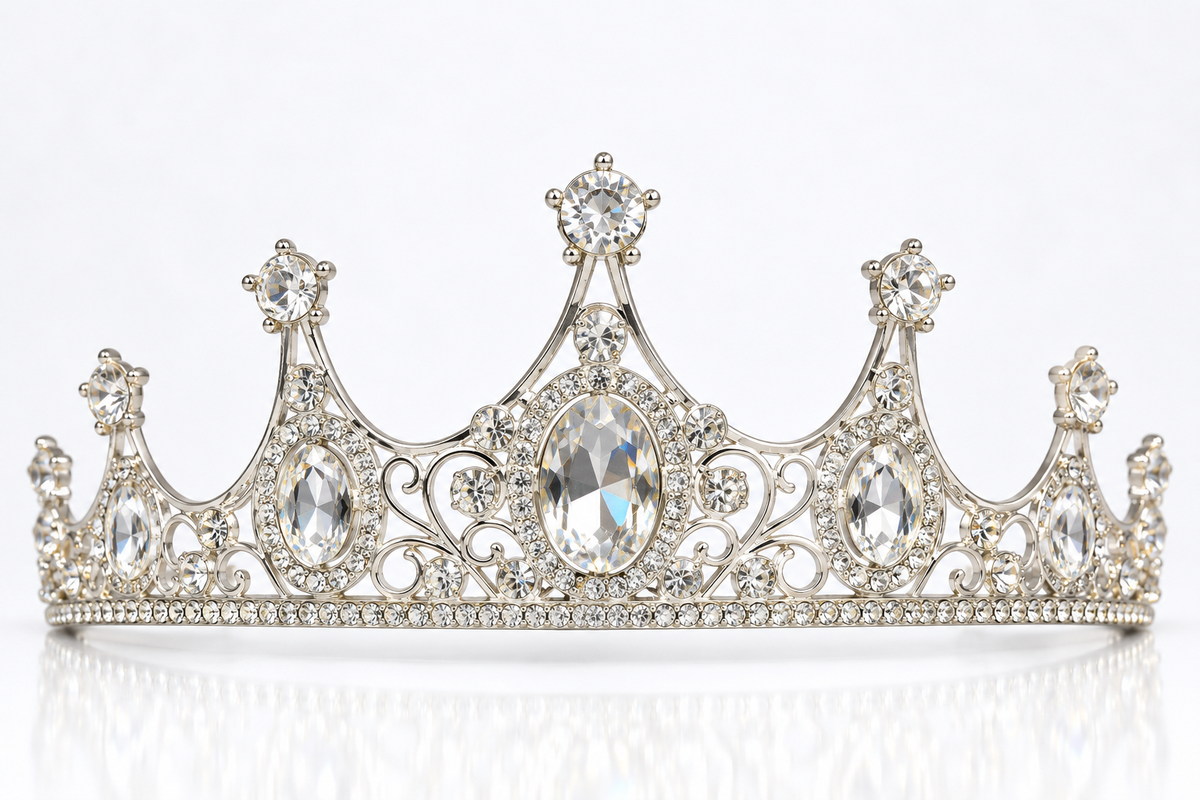 Tiara metálica  con cristales plateados